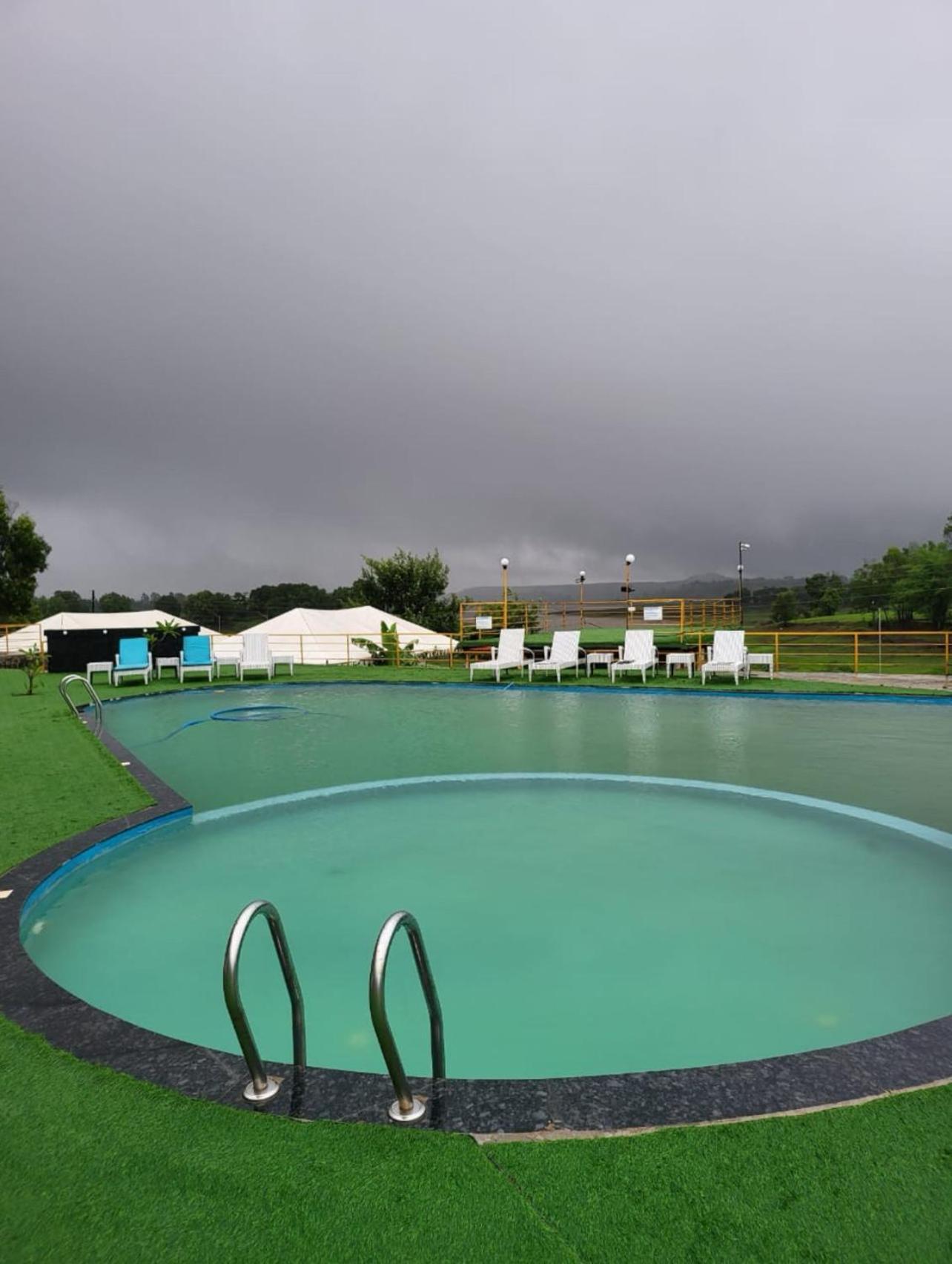 Amigos Lake Resort-Igatpuri, Maharashtra Esterno foto